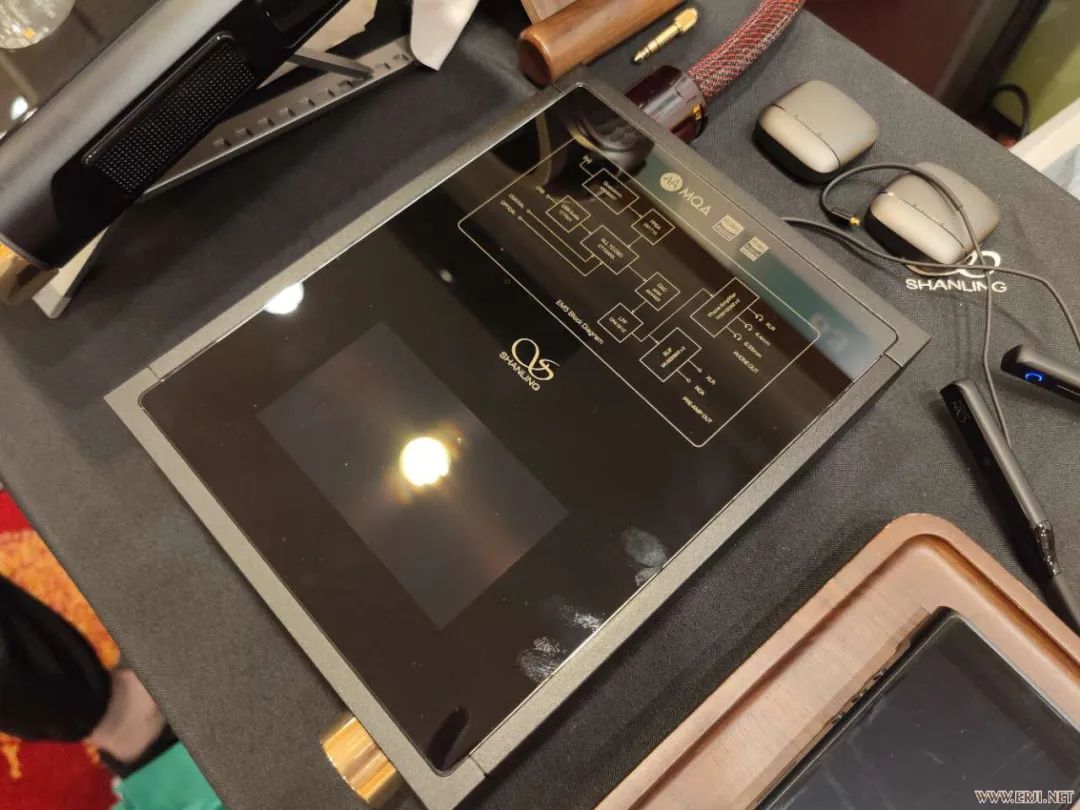 展商如何布展，才能让展位人气显得特别旺？成都国际耳机展大报道