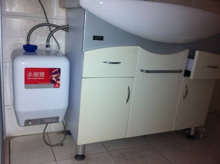 厨房与卫生间太远如何安装热水器,卫生间离厨房较远热水器怎么解决