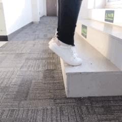 膝盖疼痛怎么缓解老寒腿,老寒腿膝盖疼怎么办最简单的方法