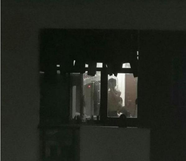 大学宿舍男生为何集体出资购买望远镜？广西民族大学可能要火了