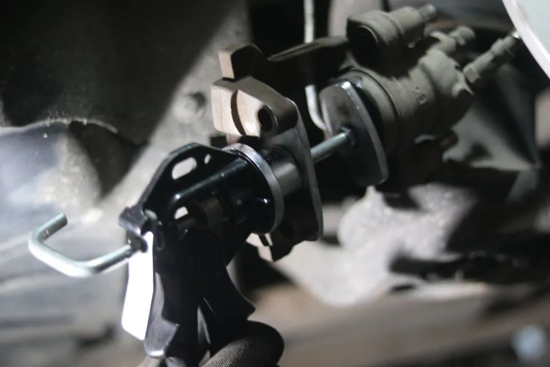 全车翻新大修老款奔驰ml350,怪兽修车翻新