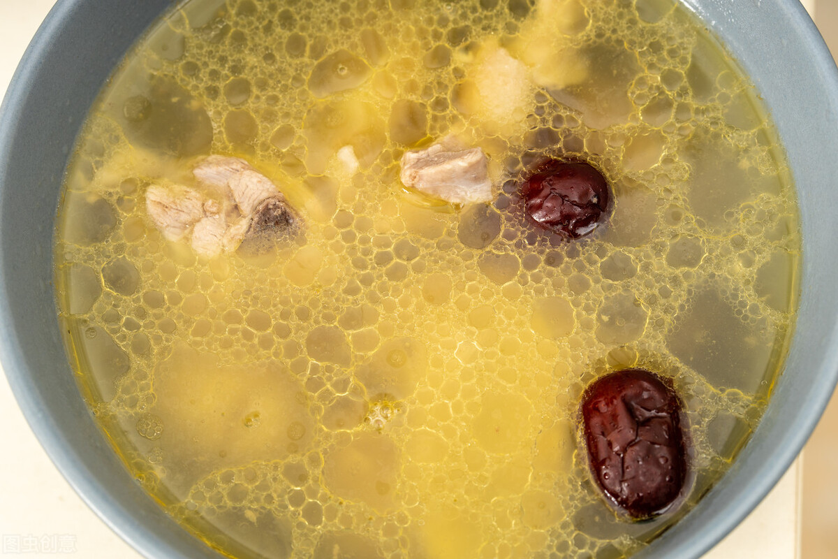 野外碰到蟒蛇打死犯法吗,抓到蛇拿回家吃违法吗