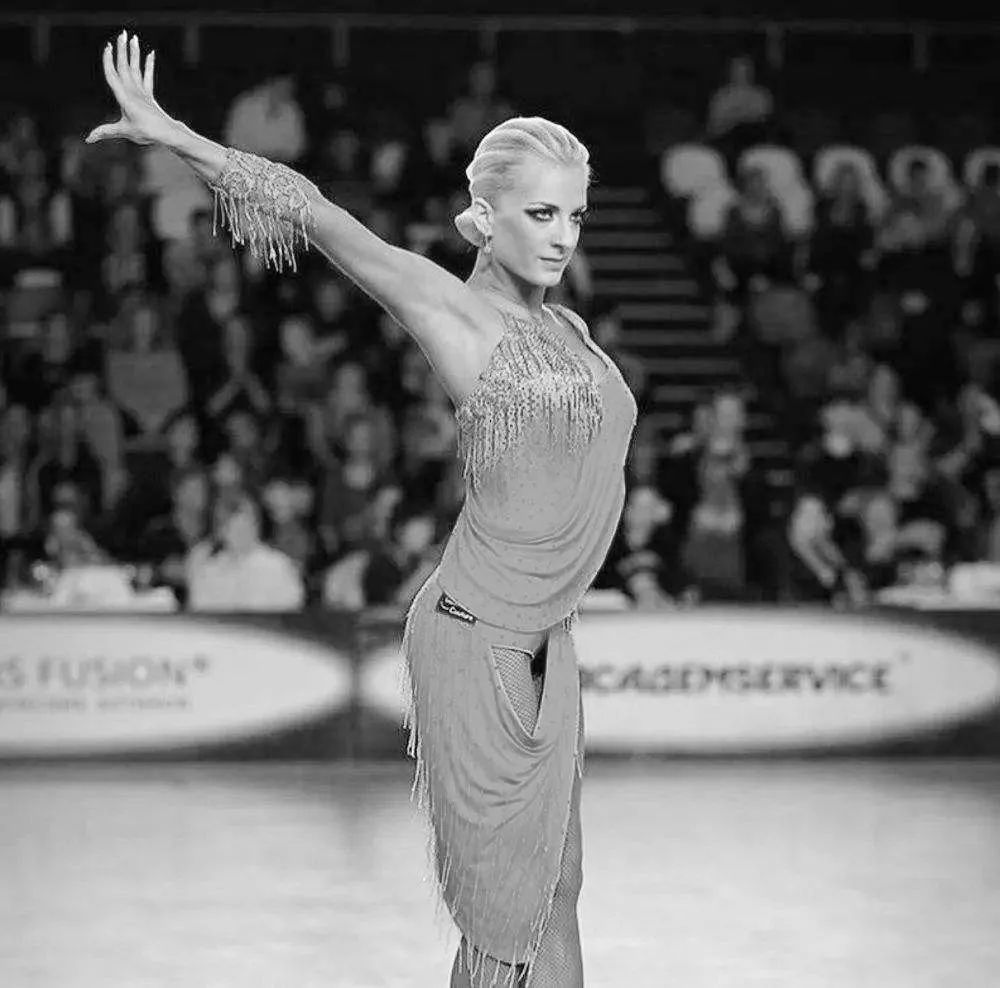 拉丁舞零基础入门教学姿态,拉丁舞理论干货图文