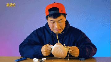 yeezy350怎么那么多假货,现在yeezy350还那么难买吗