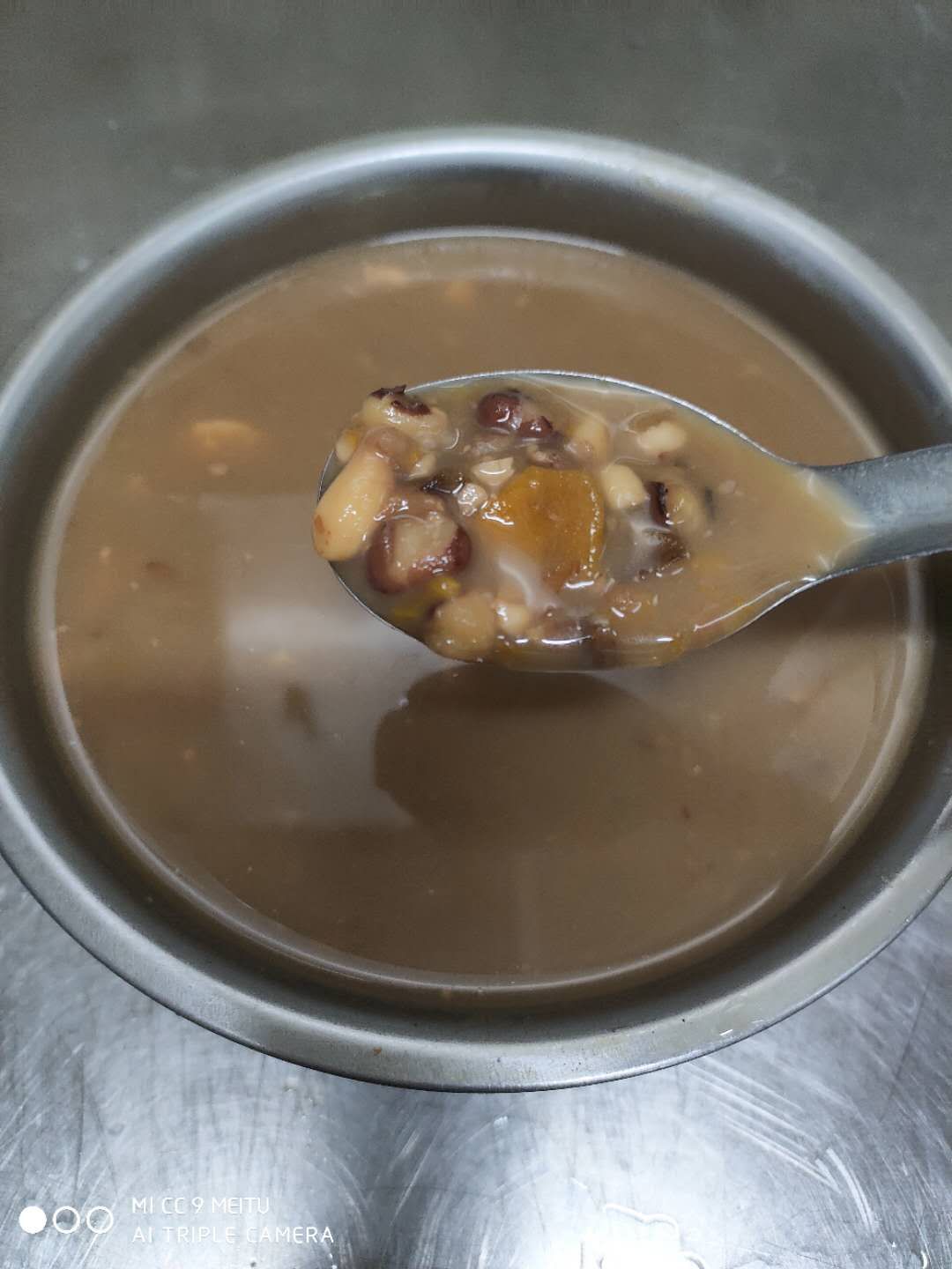 二伏三伏天的豇豆最鲜美,摘一把就能熬锅好粥,两碗不够还想喝吆