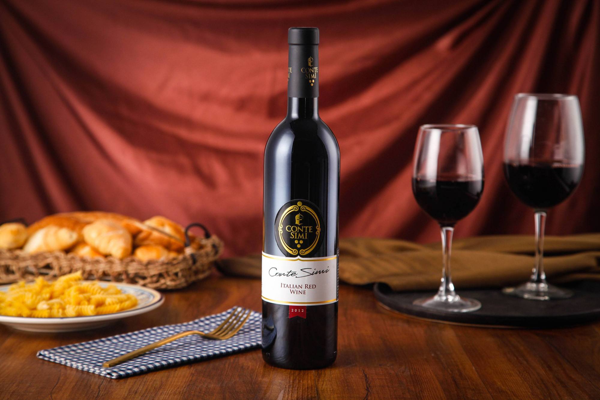 买红酒时怎么辨别是不是勾兑红酒,买红酒如何鉴别好坏