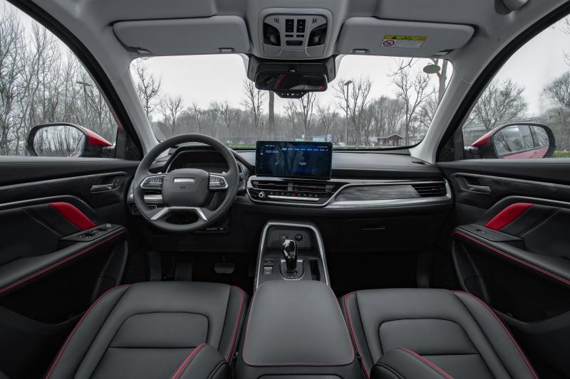 买朗逸低配好还是国产车好,10万买国产车还是买朗逸