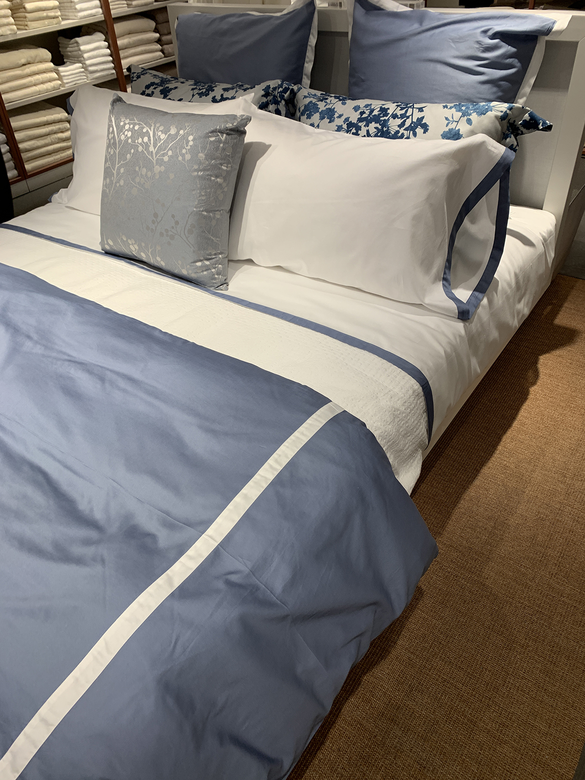 好的生活从一款床品开始,轻奢风格选什么床品