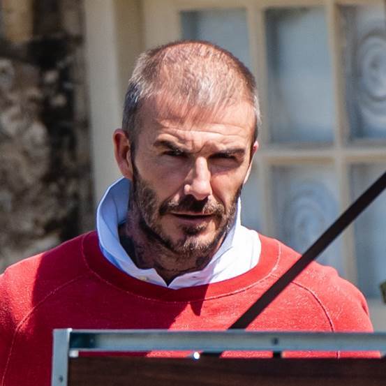 贝克汉姆头发为什么秃,贝克汉姆秃子