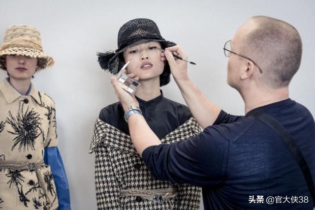 迪奥白色眼线怎么样,迪奥双头眼线001