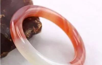 化学人眼里的珠宝首饰是怎样的?你想不到吧?