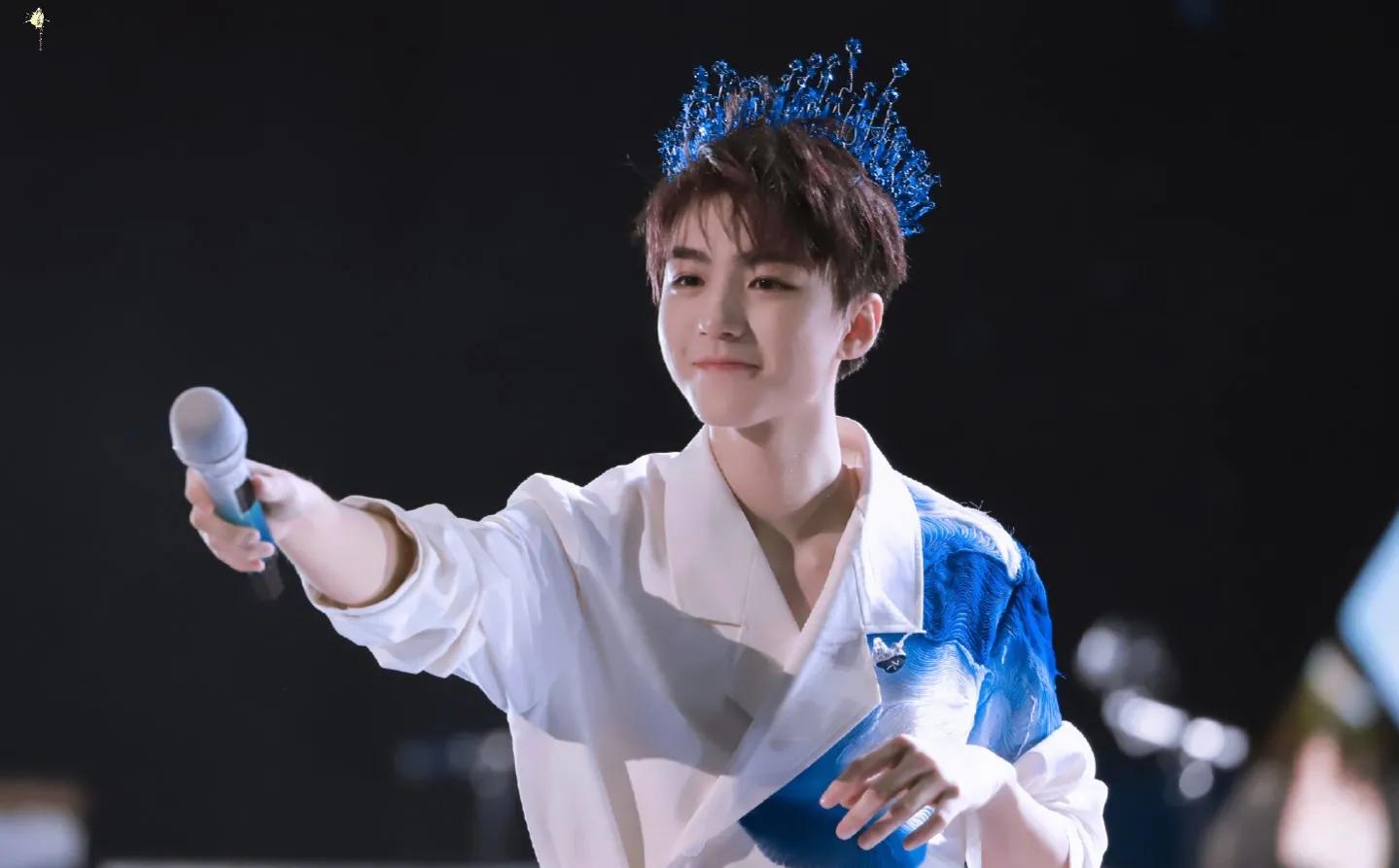 出圈神图高颜值,那些出圈的神图瞬间