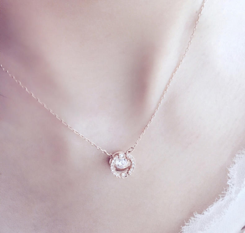 冬天的锁骨链也可以很美,美到惊艳的锁骨链