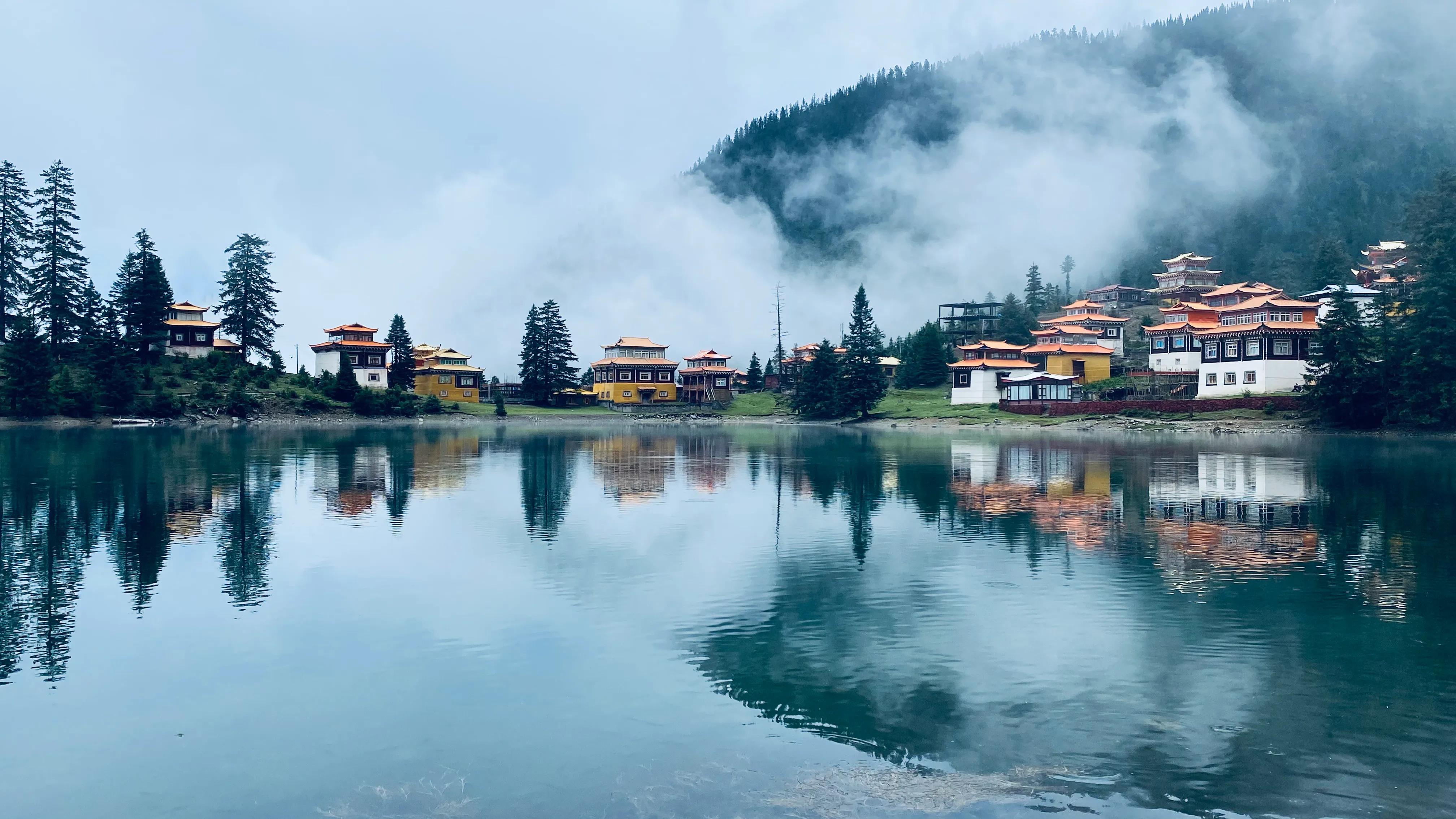 2021版藏区旅行攻略图,11月川西甘孜州三日游