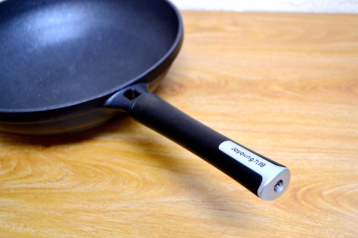 九阳不粘锅可以用铁铲吗,推荐一款不粘锅九阳