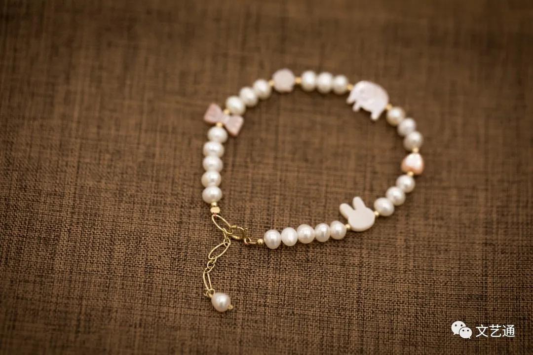 鐝愮悈褰╃摲vlog,鎺愪笣鐝愮悈vlog