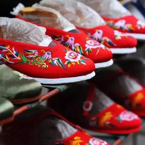 外地绣花鞋,古城绣花鞋