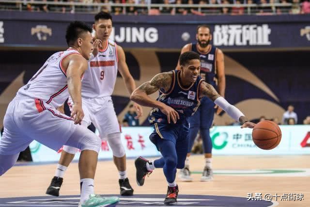 中国最火的拉拉队队长,广东拉拉队女队长