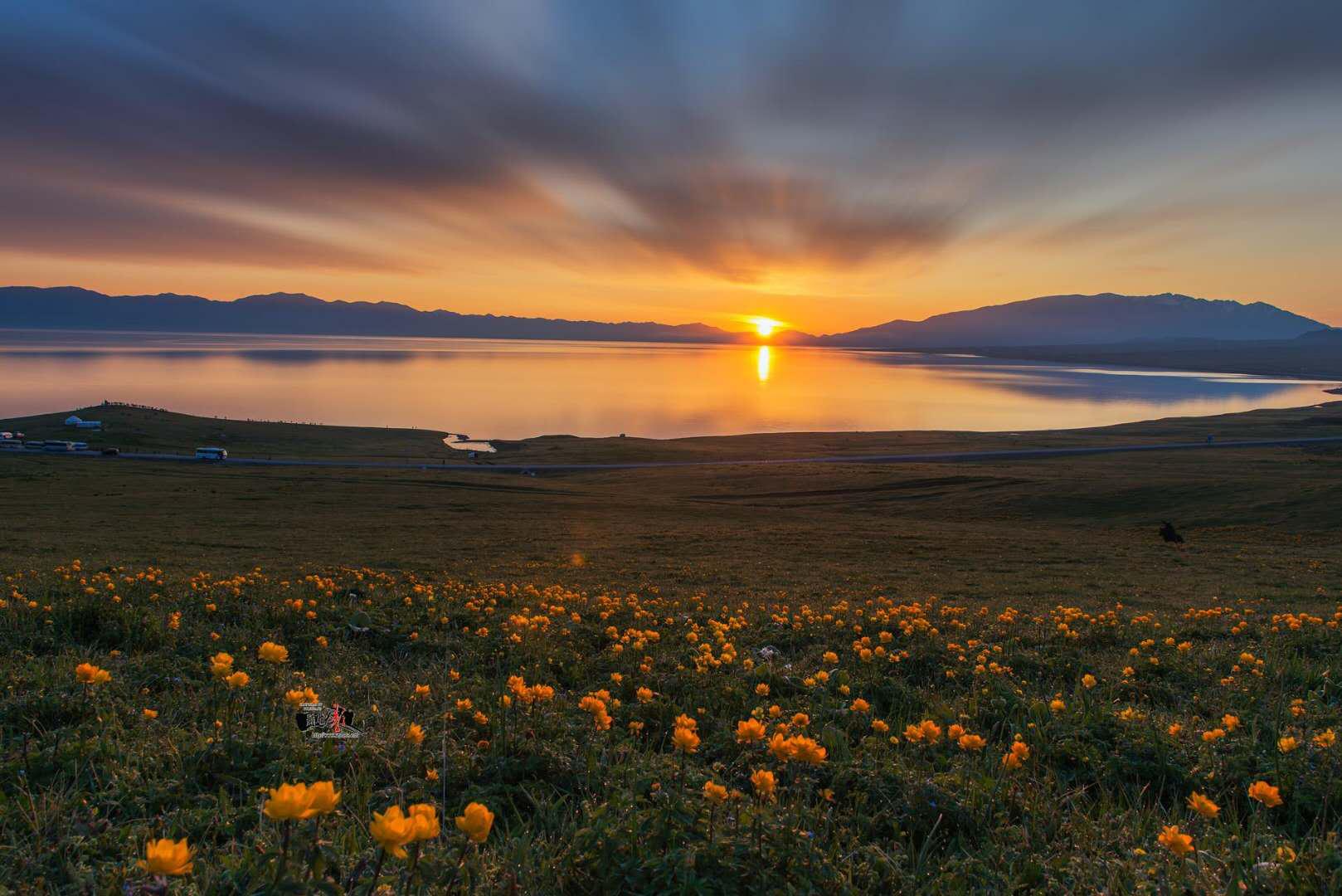 寻不到楼兰，便去西边看一场落日