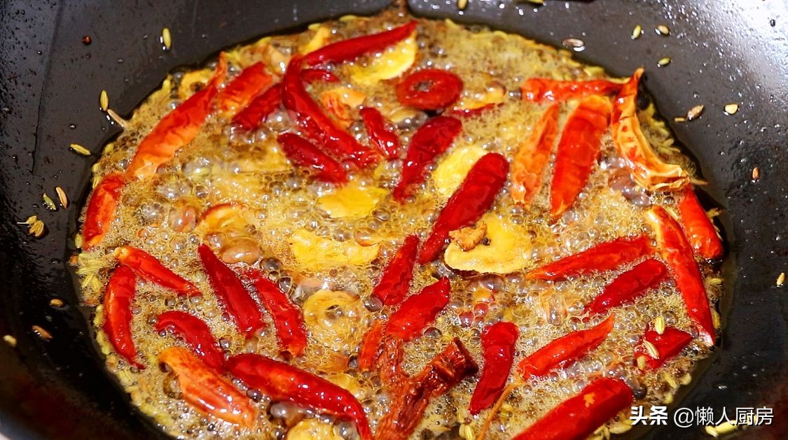 不辣不油炸的小龙虾,麻辣小龙虾不油炸方法先蒸