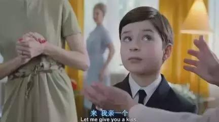 贝克汉姆分享与女儿亲密合影,贝克汉姆亲嘴