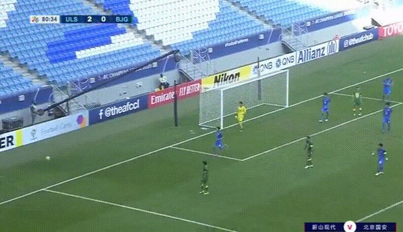 北京国安与蔚山现代亚冠现场比赛,国安输上港后关键一战