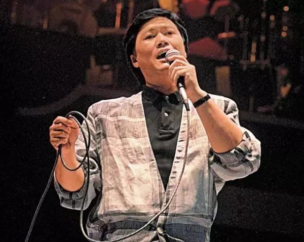 轰动香港乐坛的一首金曲,哪首歌奠定了香港乐坛的巅峰
