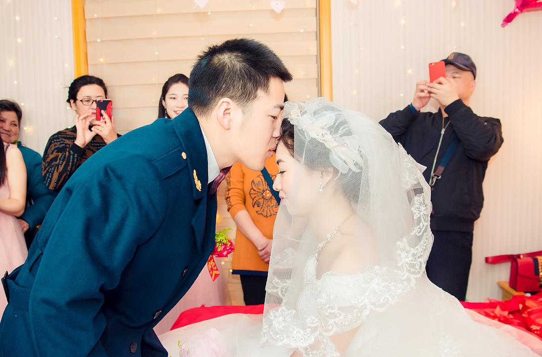 舞台主持人的重要性,好舞台给你不一样的体验