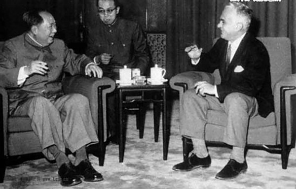 吃苦耐劳、大难不死,在外国记者*诺斯**眼中,毛主席是个怎样的人?