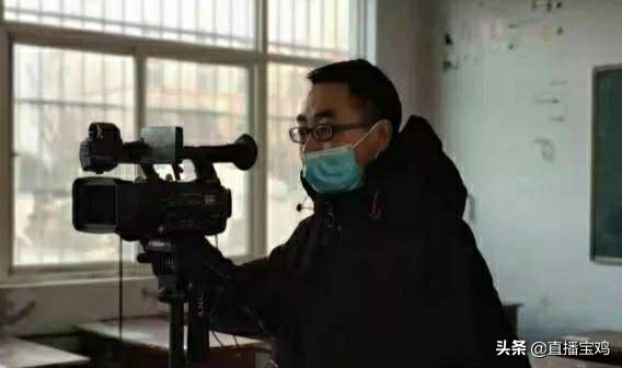 宝鸡扶风“空中课堂”家校连线助防疫！