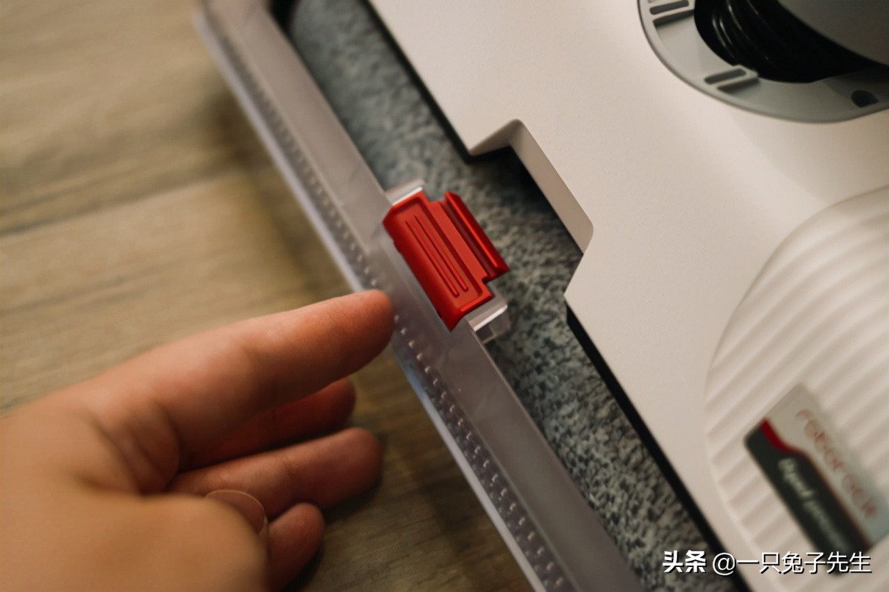 石头智能双刷洗地机t8,石头u10和uwant洗地机测评