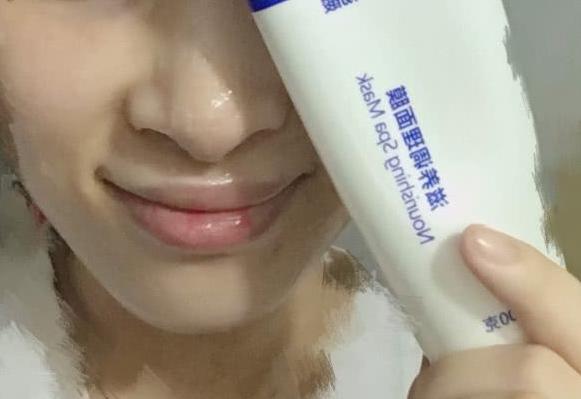 祛黑头平价护肤套装推荐,淡化黑头好用的大牌护肤品