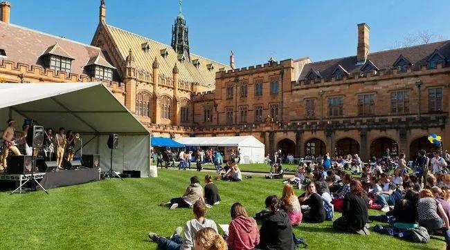 又一澳洲热门产品受阻！澳媒：澳洲留学业务遭中国中介叫停