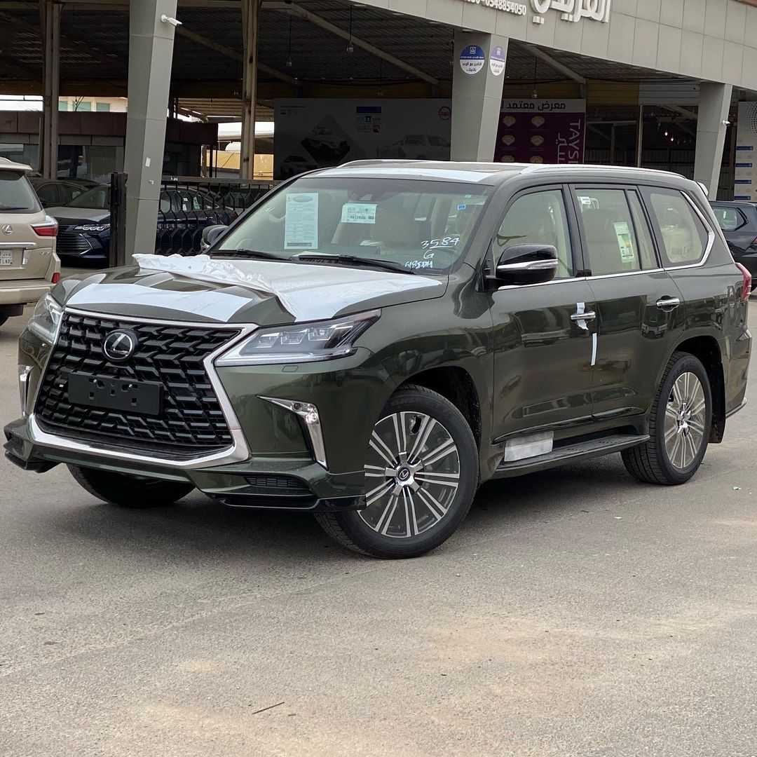 雷克萨斯lx570vs凯雷德,雷克萨斯lx570和凯迪拉克凯雷德