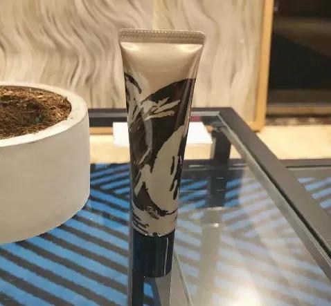 韩系日系哪个化妆品好些,日系化妆品哪里买便宜