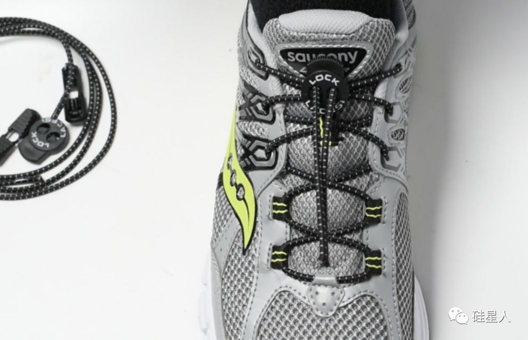 耐克自动系鞋带的鞋,回到未来耐克鞋真是自动系鞋带吗