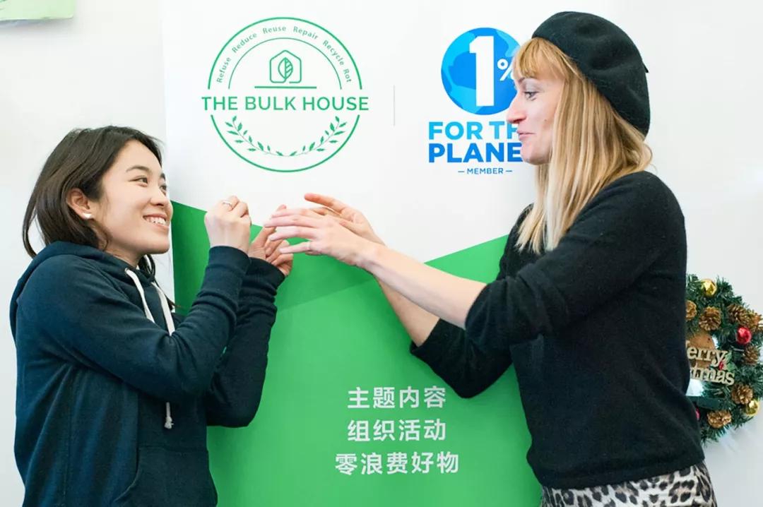 北京一对情侣三年不点外卖,一对北京情侣三年零收入