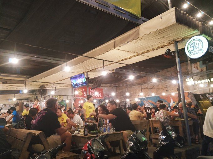 越南美女带妹子出游,越南美女旅游团