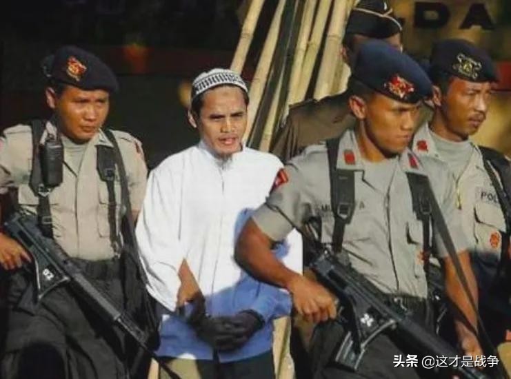 911恐怖袭击事件真实画面,911恐怖袭击事件真实记录