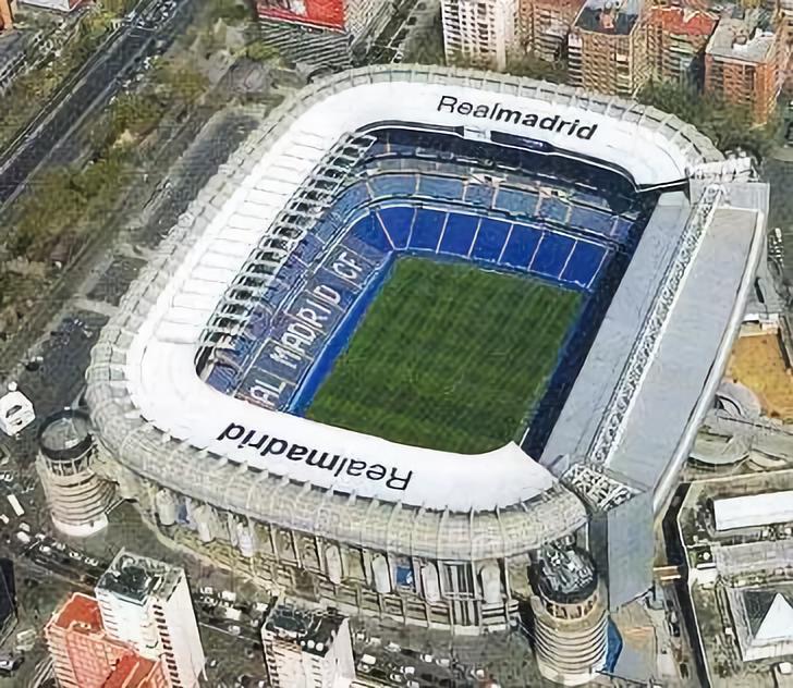 伯纳乌球场故事,圣地亚哥伯纳乌先生故事