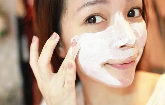 祛斑骗局揭秘,女子祛斑15分钟花了3万