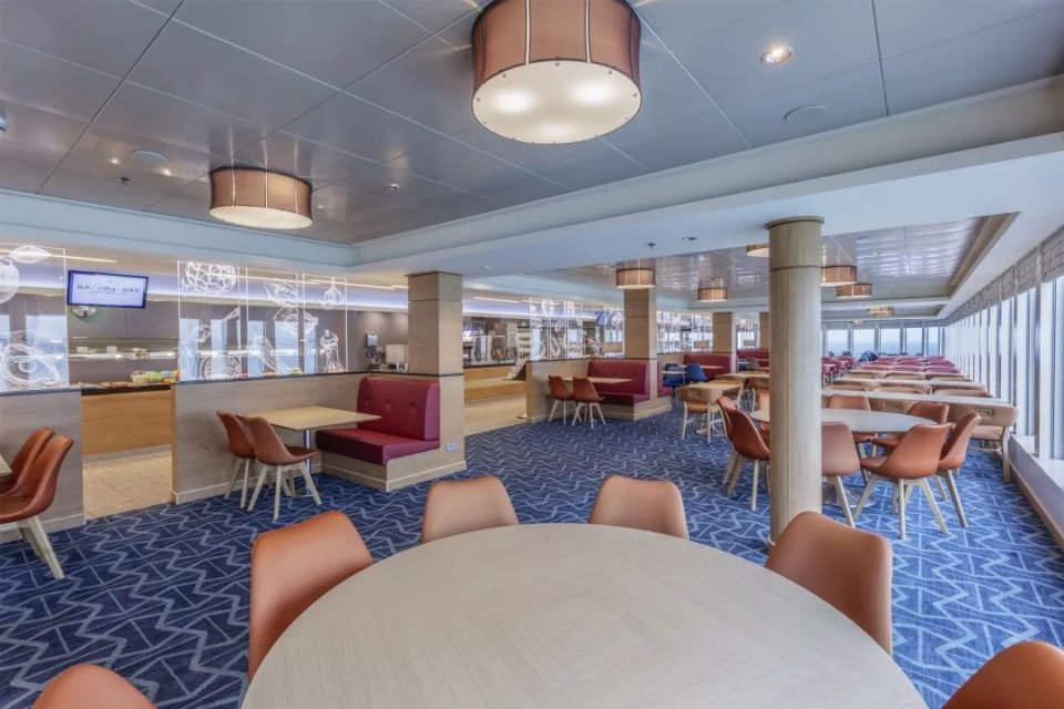 世界梦号邮轮全图,全球最大海上超级城堡