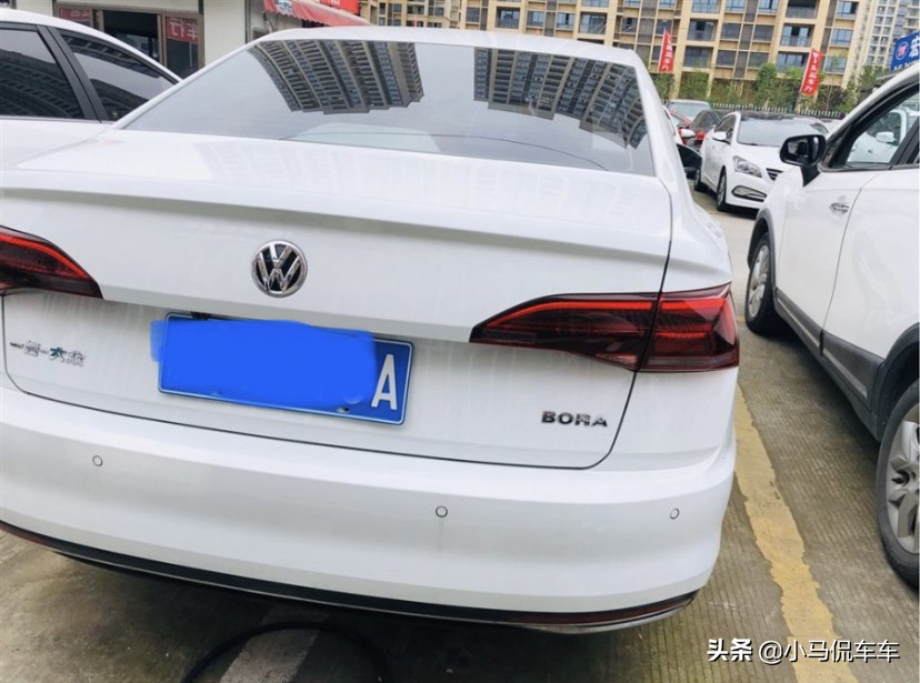 大众宝来2024款1.5t尊行版油耗,大众宝来2019款油耗5.8高吗