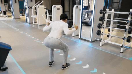 一招改善圆肩驼背头前倾,圆肩驼背矫正最有效方法坐着