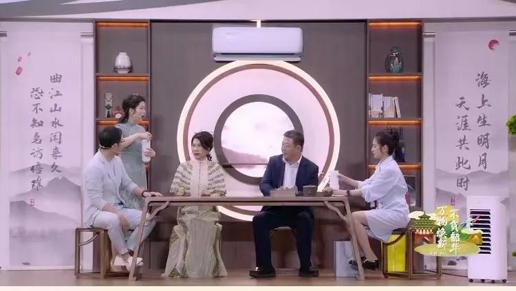 董明珠珠海直播,董明珠韶关直播说石斛