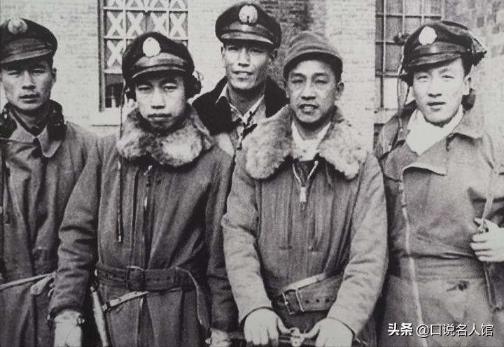 一富太太天天打麻将，南京解放后两辆军车送她回家，方知此人身份