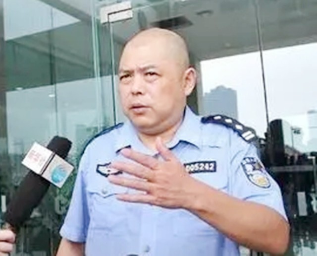 击毙周克华的警察现在怎么样了,击毙周克华的过程