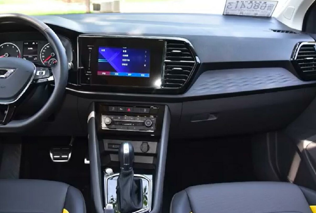 新款大众捷达vs5测评,捷达vs52022款和捷达vs72022款区别