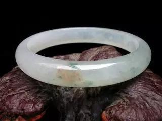 尼泊尔蜂窝菩提大金刚怎么盘 (尼泊尔大金刚怎么盘玩保养)