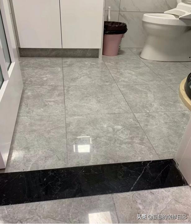 卫生间填了水泥缝外墙还是返潮了,卫生间装好后发现是空心砖怎么办